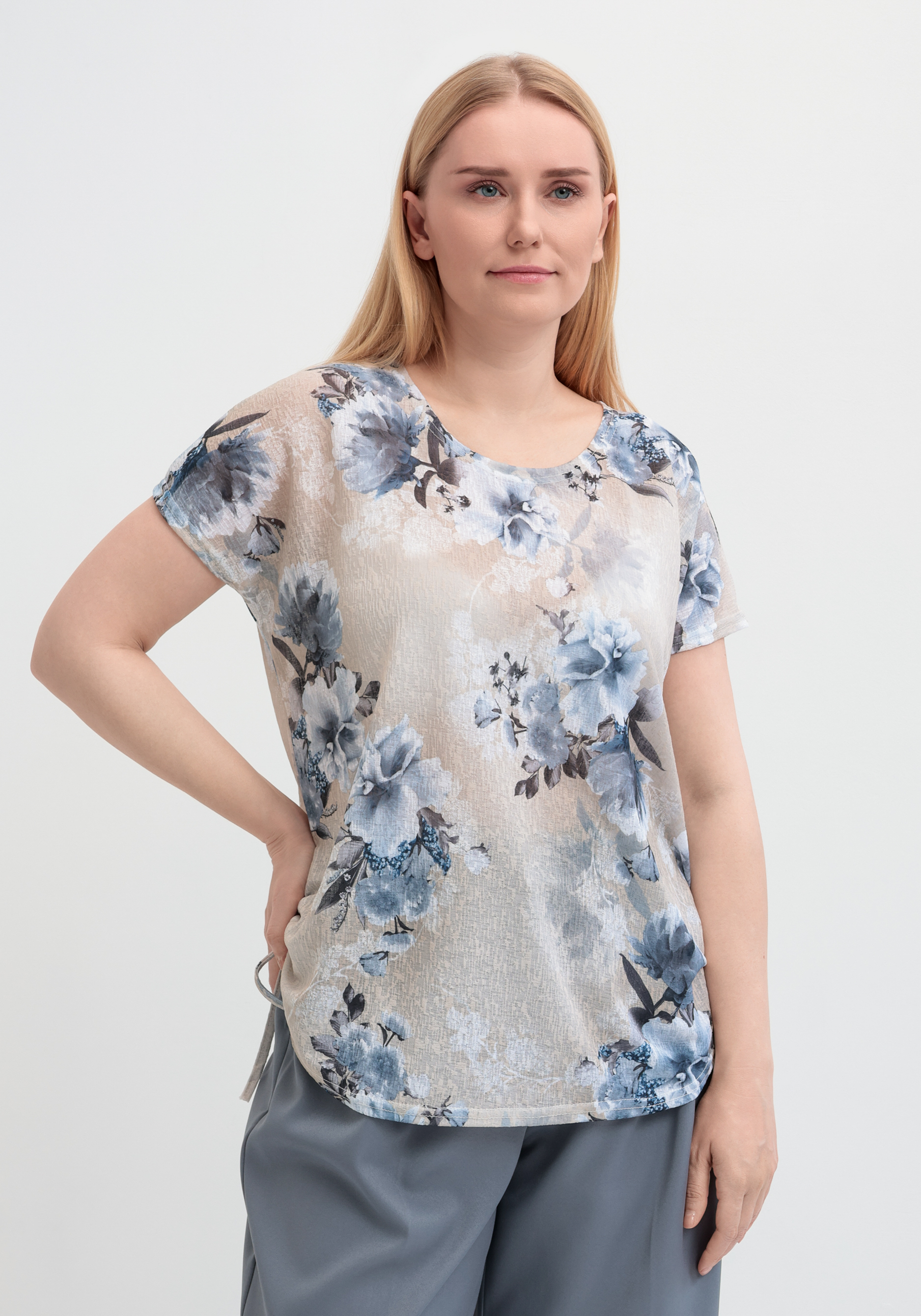 Футболка "Георгин", Бежевый
Футболка "Георгин", Бежевый