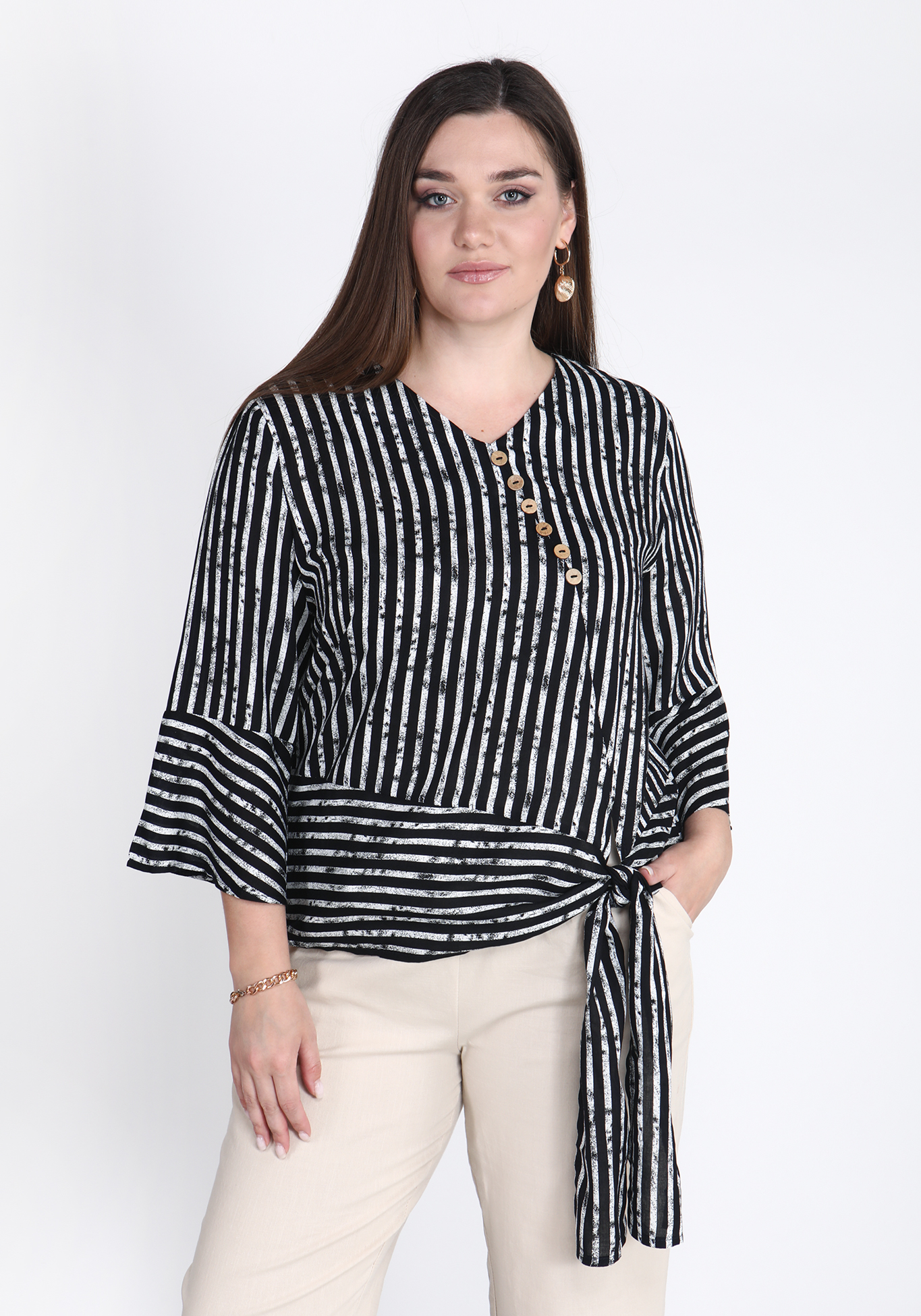 Блуза с декоративным бантом и рукавом 3/4, Черный 
Блуза с декоративным бантом и рукавом 3/4, Черный