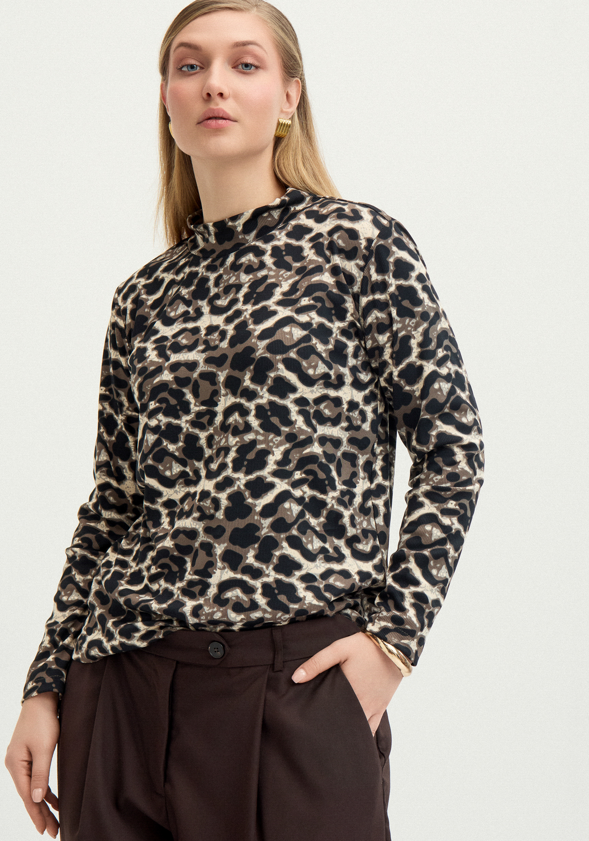 Водолазка "Амира", Серый
Водолазка "Амира", Серый