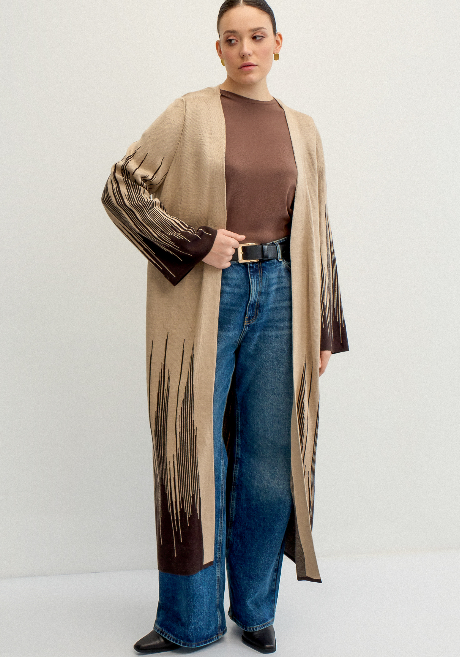 Кардиган удлиненный с принтом-абстракцией, Бежевый
Кардиган удлиненный с принтом-абстракцией, Бежевый