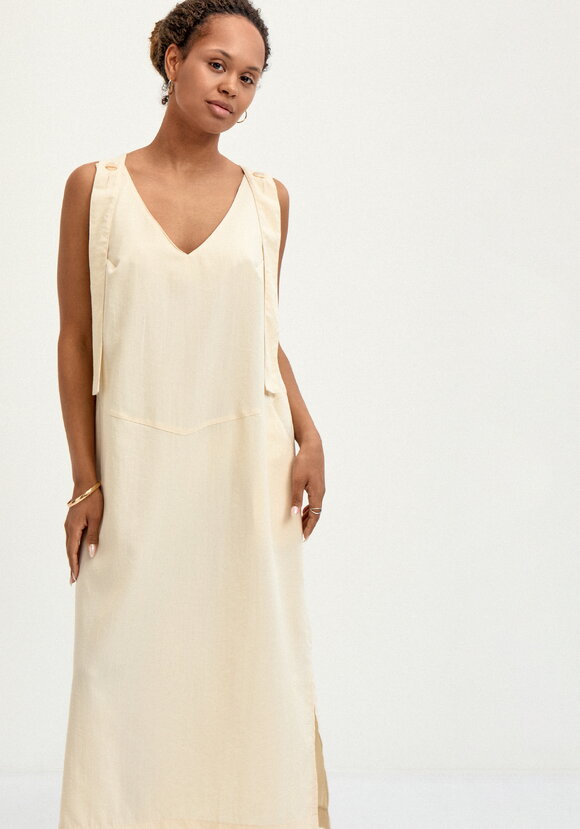 Сарафан изо льна шир.  580, рис. 9