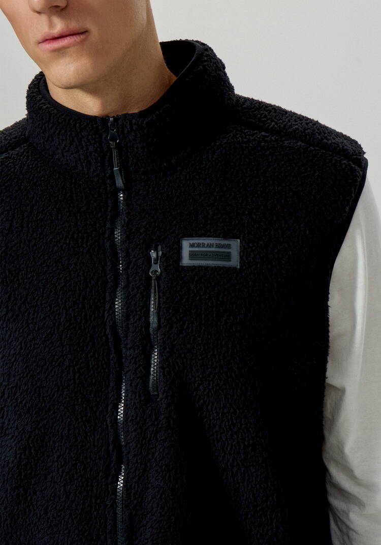 Жилет утеплённый с карманами на молнии шир.  750, рис. 13