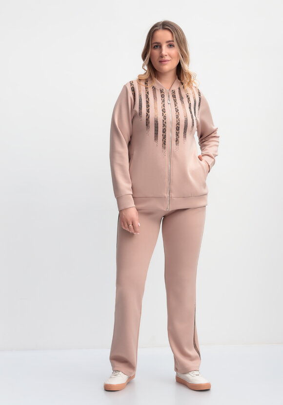 Костюм со стразами (бомбер и брюки) шир.  580, рис. 9