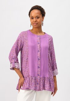 Блуза со складками впереди