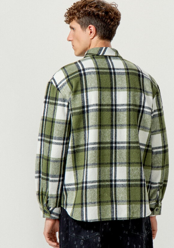 Рубашка в крупную клетку шир.  580, рис. 11