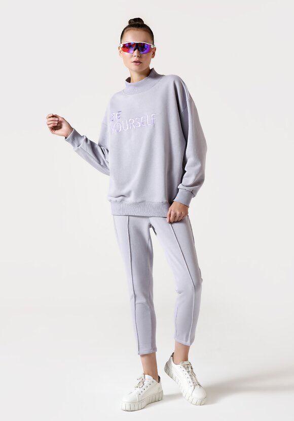 Свитшот с вышивкой шир.  580, рис. 6