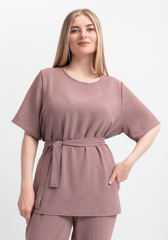 Костюм с брюками из легкой ткани шир.  580, рис. 27