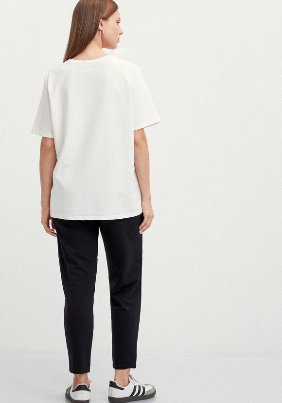 Костюм с флористическим принтом на футболке шир.  580, рис. 12