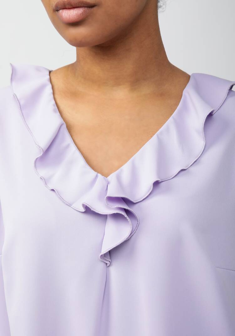 Блуза с коротким рукавом и рюшей шир.  750, рис. 10