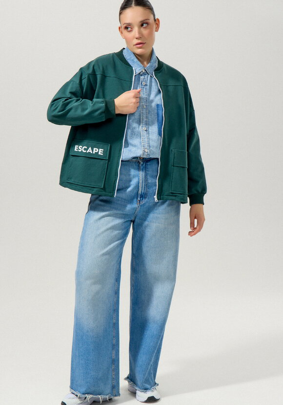 Бомбер с накладными карманами шир.  580, рис. 20