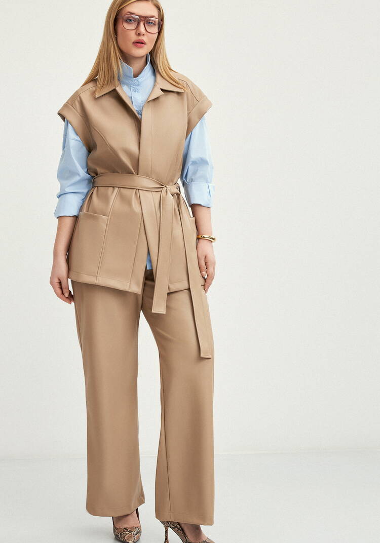 Жилет из эко-кожи на запах шир.  750, рис. 18