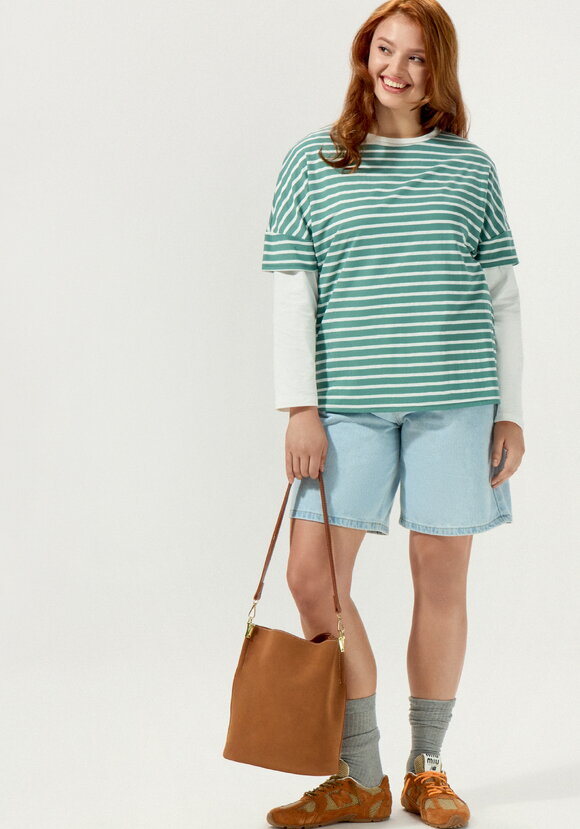 Футболка в горизонтальную полоску шир.  580, рис. 15