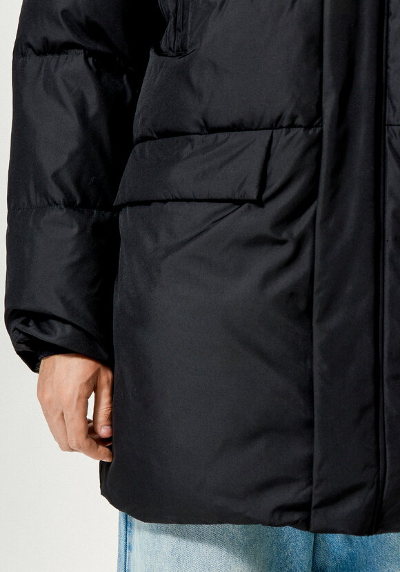 Пуховик стеганый с капюшоном и карманами шир.  580, рис. 8