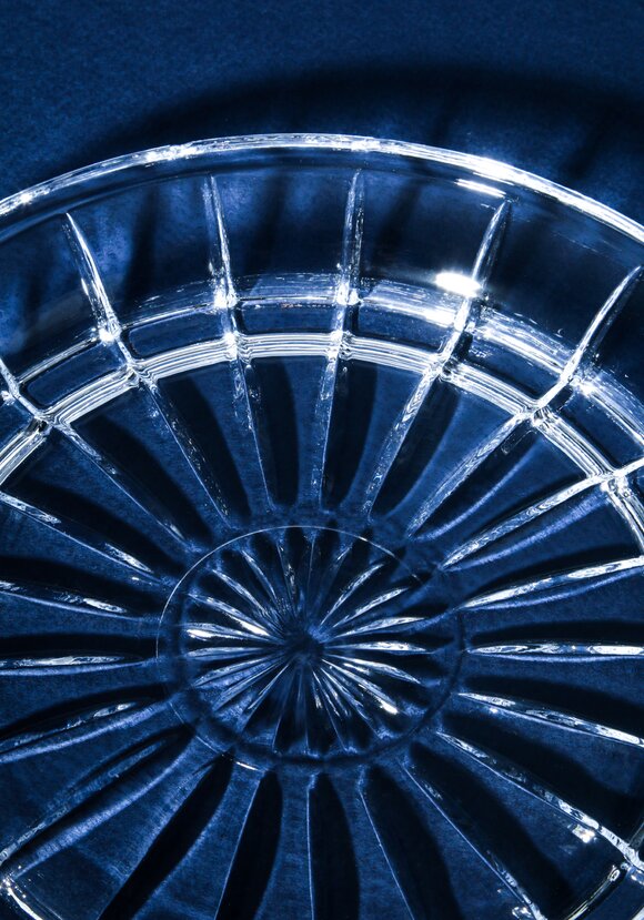 Стеклянное блюдо с крышкой шир.  580, рис. 16