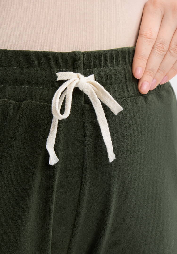 Брюки велюровые прямые на резинке по поясу шир.  750, рис. 6