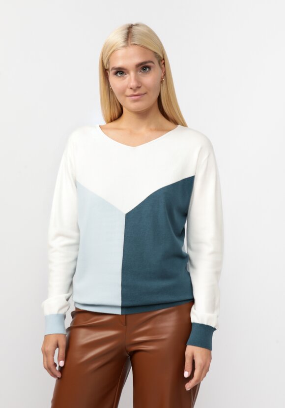 Джемпер вязаный с геометричным рисунком шир.  580, рис. 13