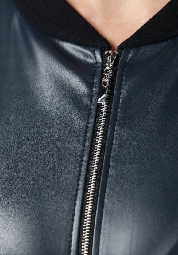 Бомбер Невероятное путешествие шир.  580, рис. 13