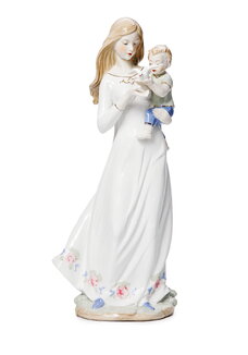 Статуэтка Материнство