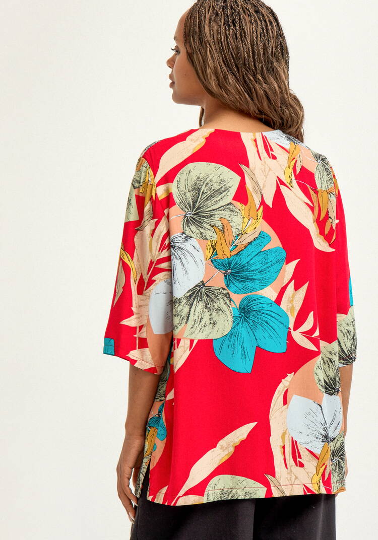 Блуза из штапеля с тропическим принтом шир.  750, рис. 19