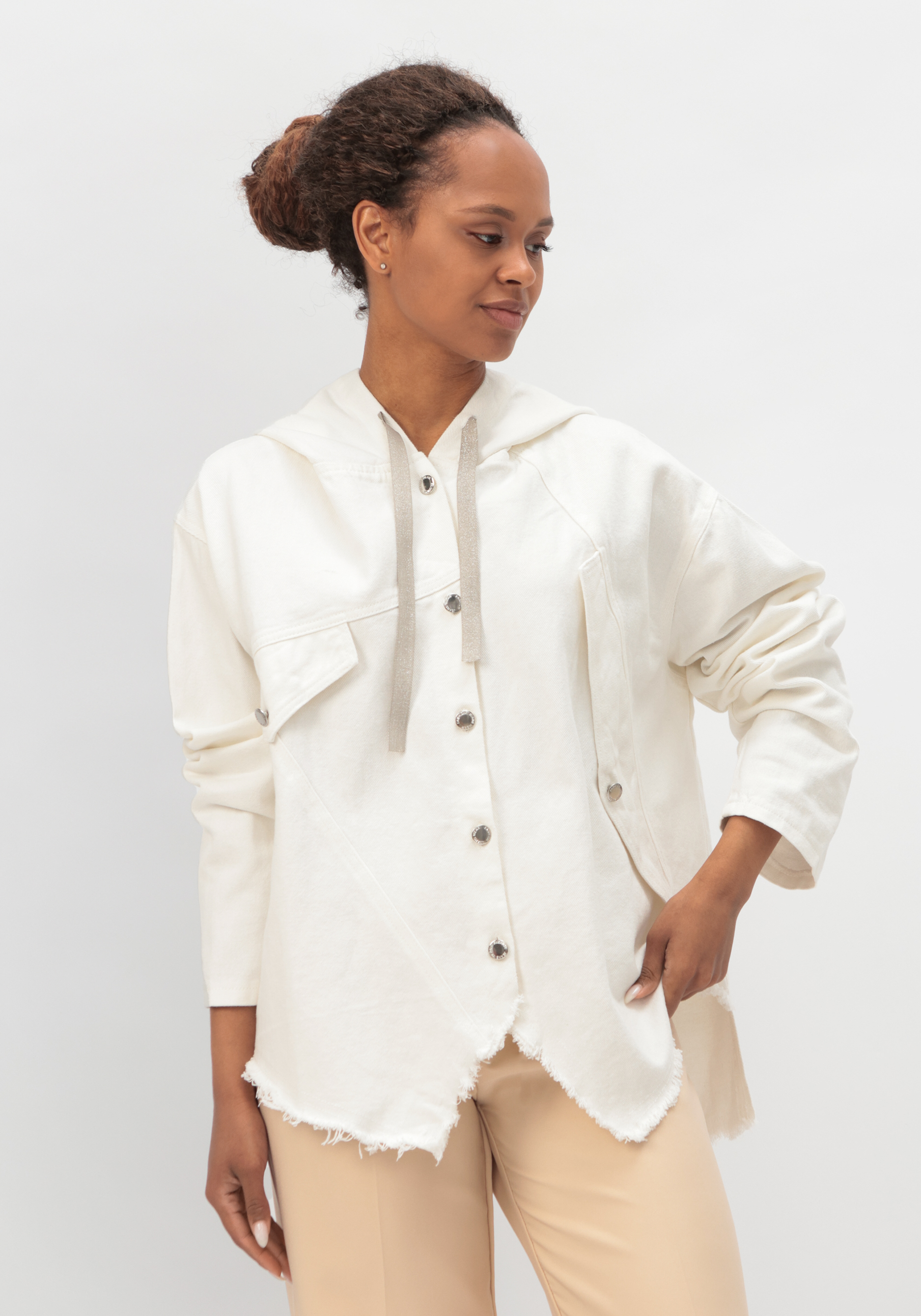 Укороченная джинсовая куртка "Савина" ANIKO, цвет белый, размер 58-60