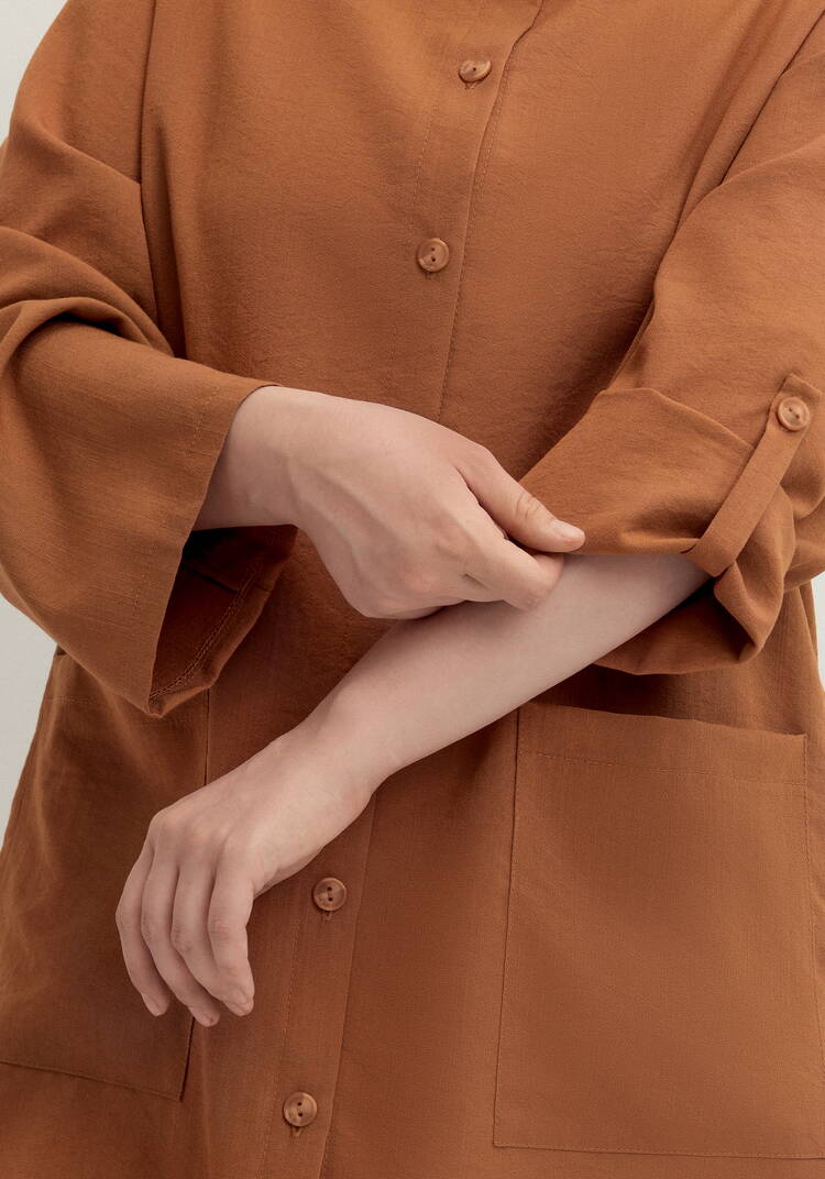 Рубашка на пуговицах свободного кроя шир.  750, рис. 30