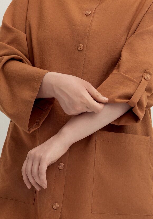 Рубашка на пуговицах свободного кроя шир.  580, рис. 30