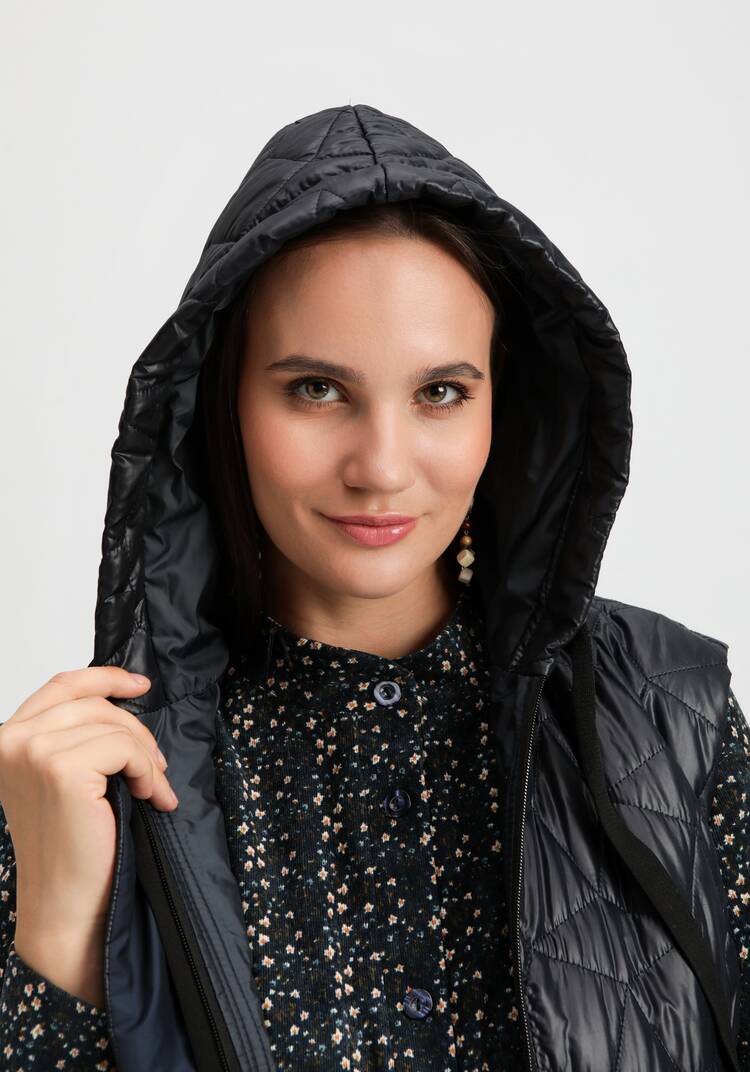 Жилет оверсайз удлинённый с капюшоном шир.  750, рис. 19