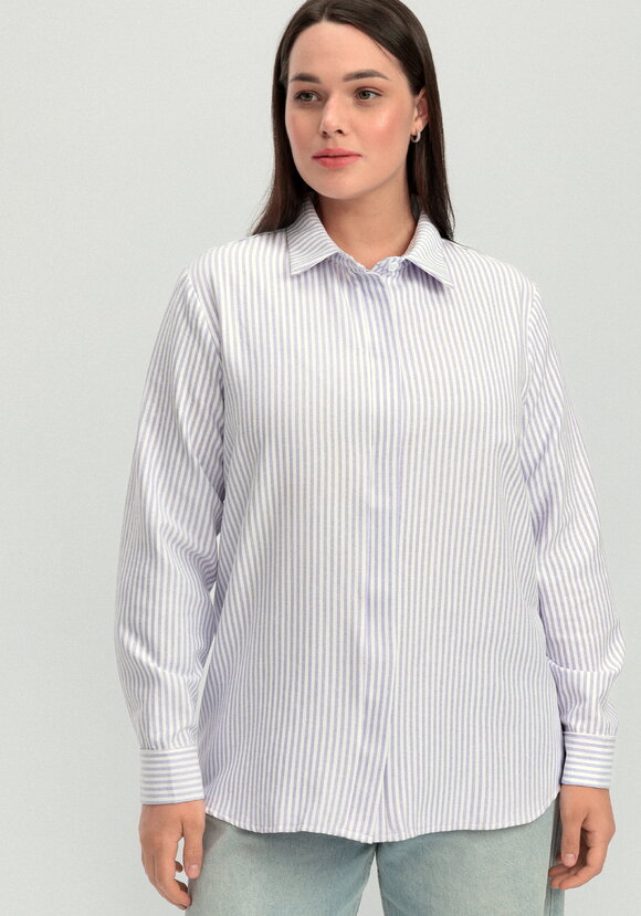 Рубашка прямая на пуговицах шир.  580, рис. 18