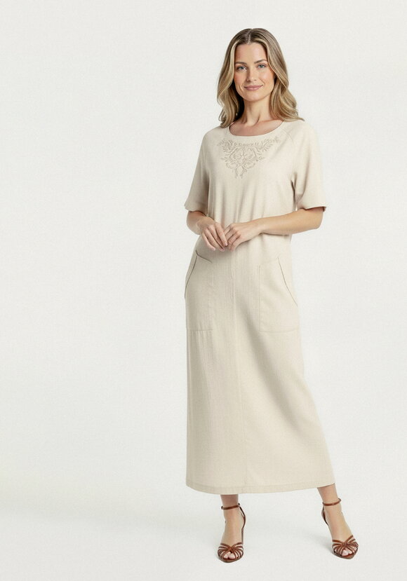 Платье из льна с вышивкой шир.  580, рис. 17