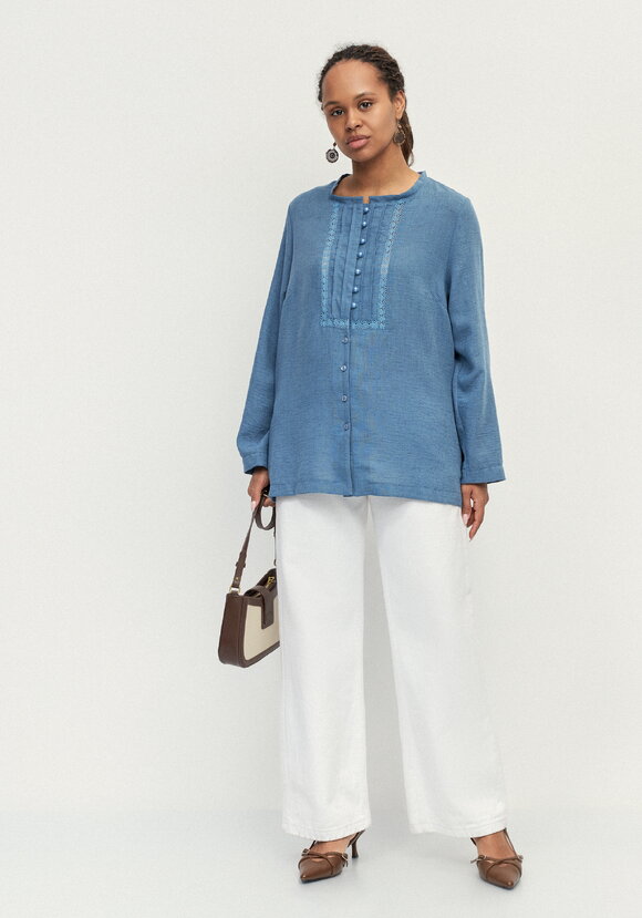 Блуза изо льна с вставками кружева шир.  580, рис. 15