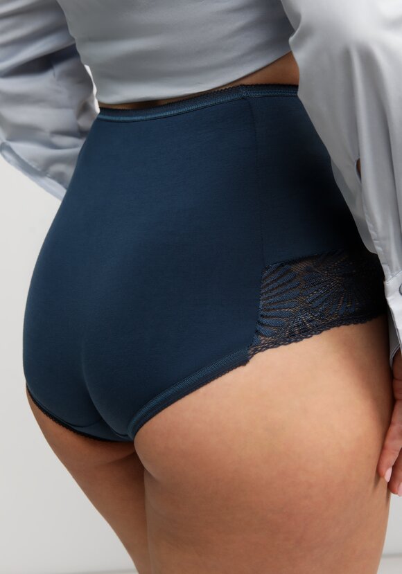 Комплект трусов с кружевом Камилла шир.  580, рис. 11