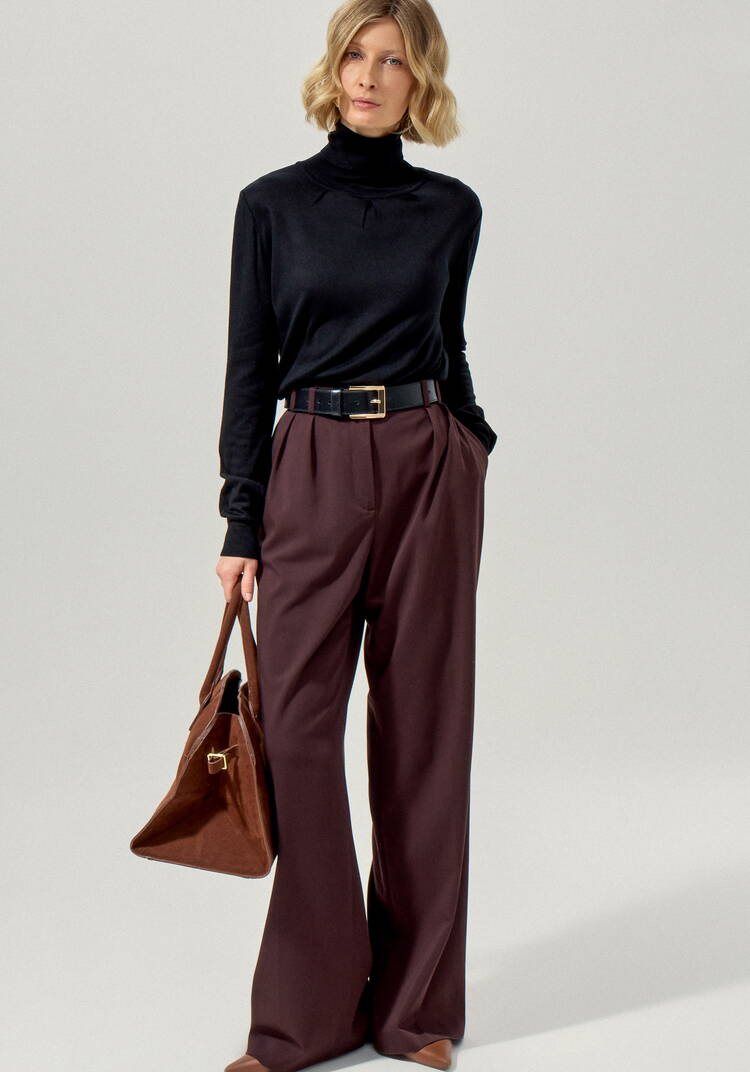 Водолазка с защипами у горловины шир.  750, рис. 37