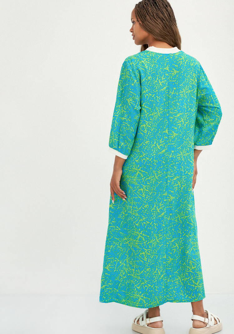 Платье А-силуэта с контрастной отделкой шир.  750, рис. 19