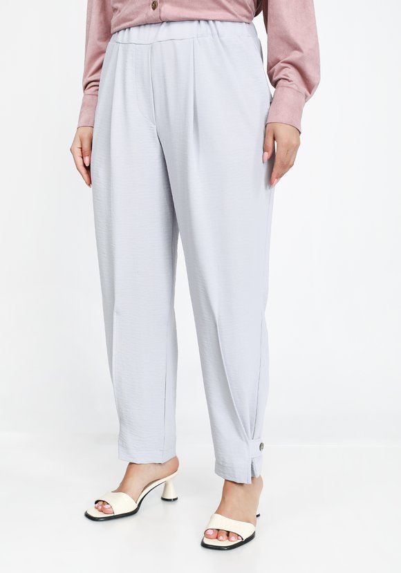 Брюки с патами по низу изделия шир.  580, рис. 1