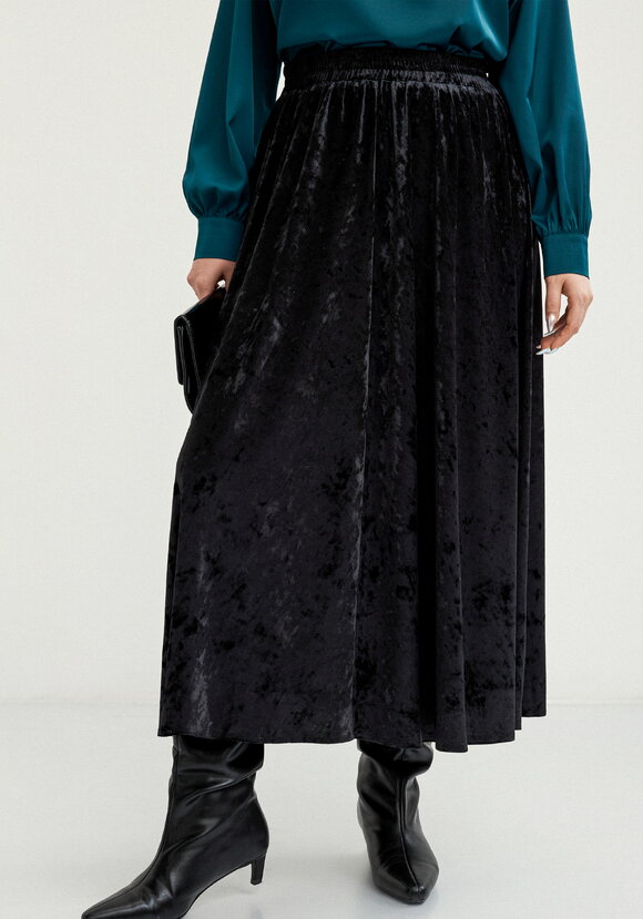 Юбка полусолнце из бархата шир.  580, рис. 16