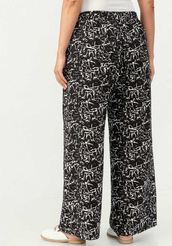 Брюки свободные с анималистичным принтом шир.  580, рис. 3