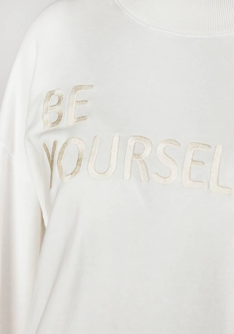 Свитшот с вышивкой шир.  750, рис. 9