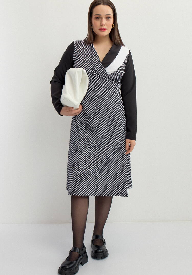 Платье на запах с V-образным вырезом шир.  750, рис. 12