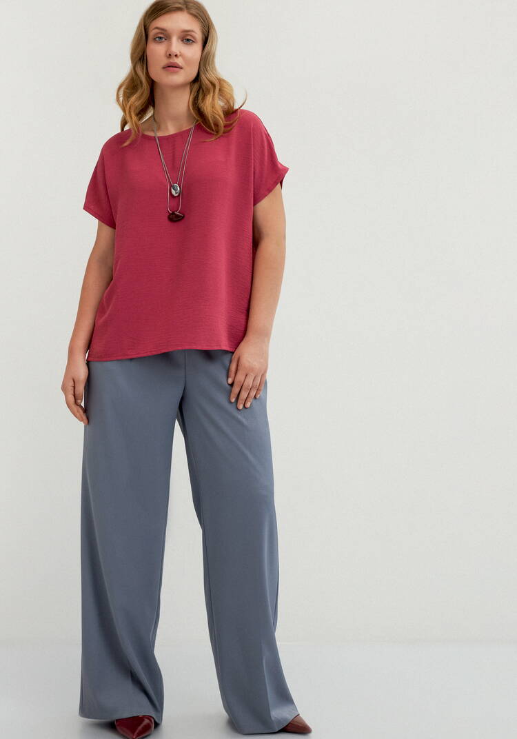 Блуза свободная со спущенным плечом шир.  750, рис. 16