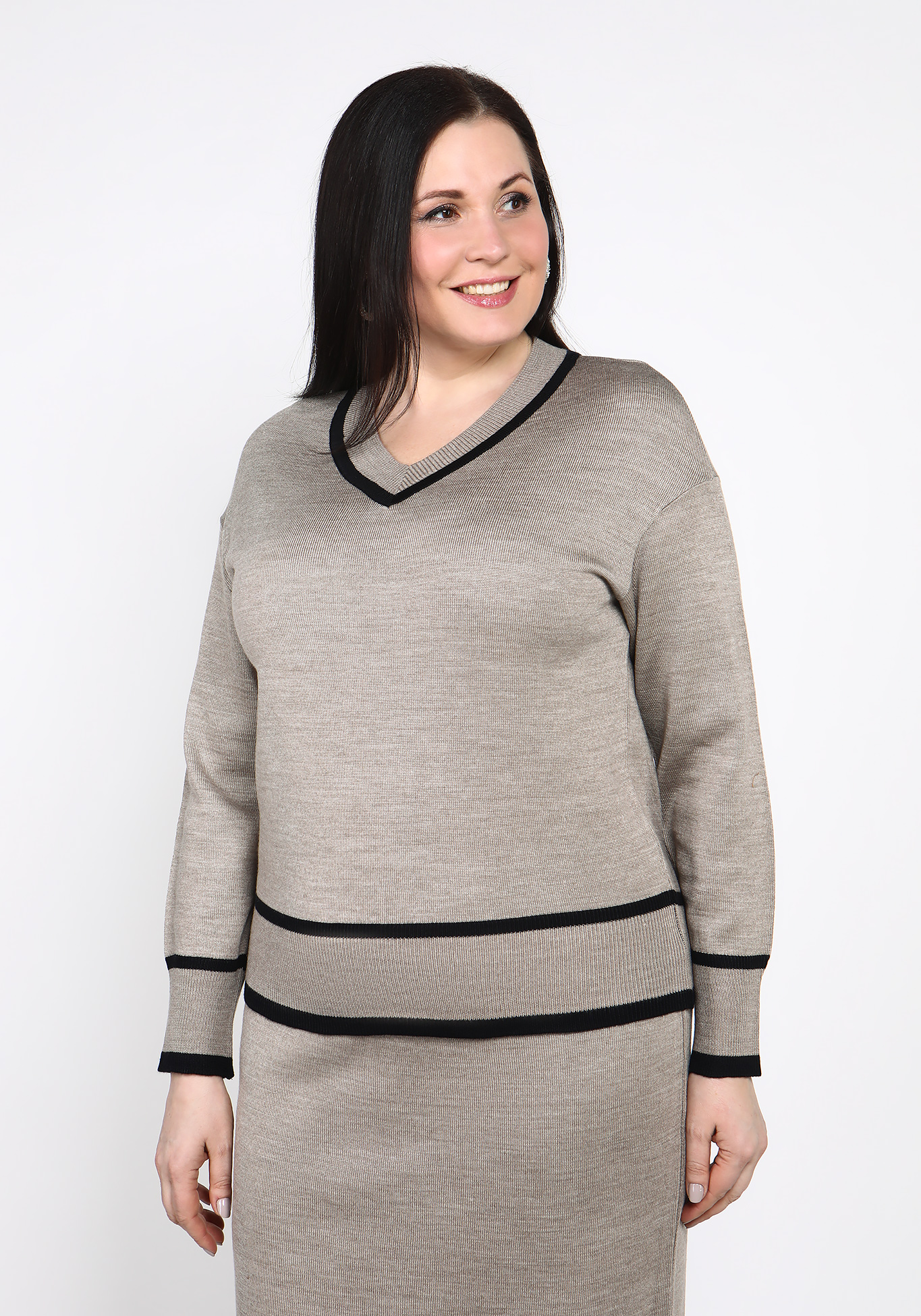 

Джемпер прямого силуэта с V-образным вырезом, Бежевый