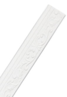 Гибкий плинтус Вензеля белый