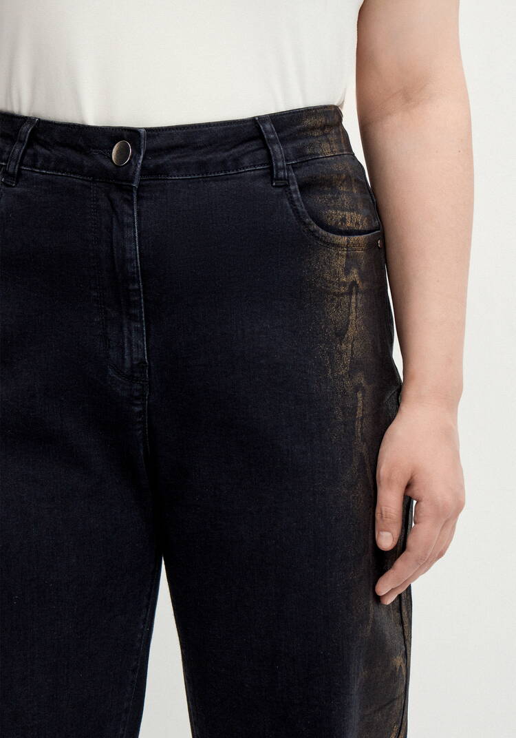 Джинсы со змеиным принтом и напылением шир.  750, рис. 12