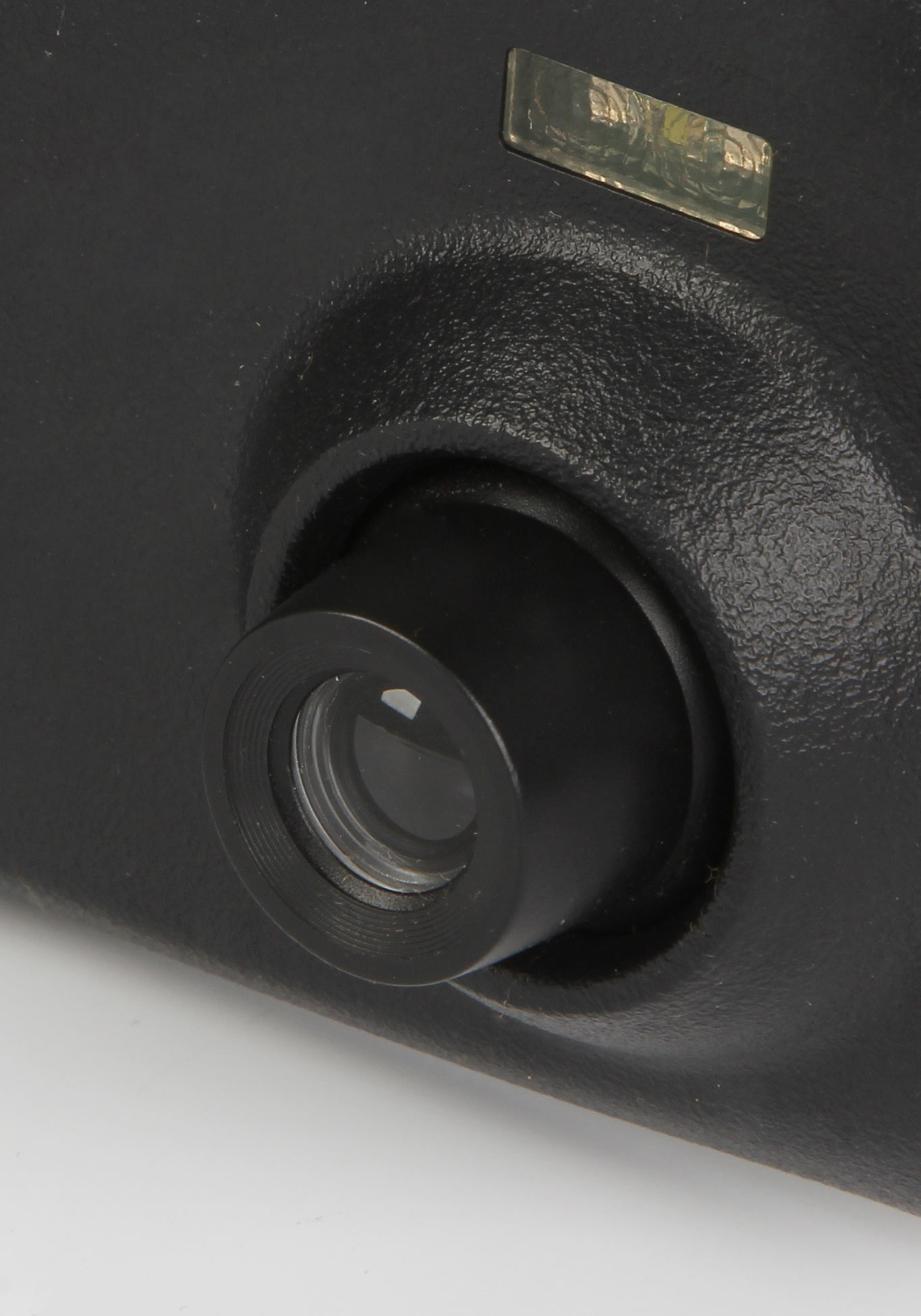 Видеорегистратор-зеркало от Leomax