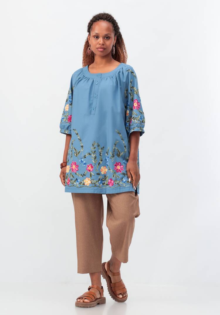 Блуза с цветочной вышивкой и рукавом реглан шир.  750, рис. 36