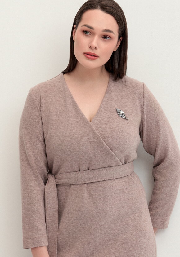 Платье трикотажное с поясом шир.  580, рис. 18