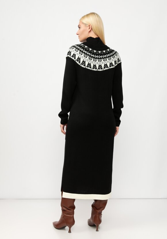 Платье вязаное со скандинавским рисунком шир.  580, рис. 2