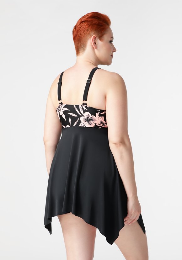 Купальник раздельный: шорты + топ шир.  580, рис. 24