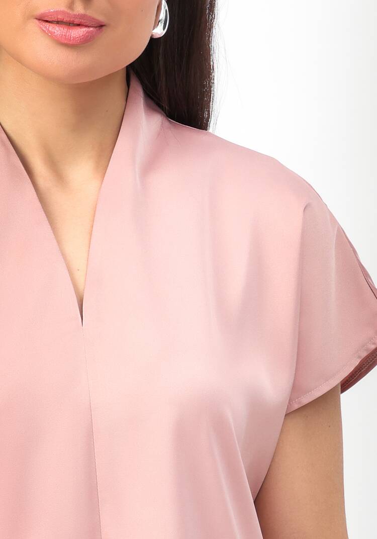 Блуза с V-образным вырезом с коротким рукавом шир.  750, рис. 5