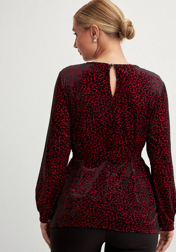 Блуза с фактурным рисункoм шир.  750, рис. 11