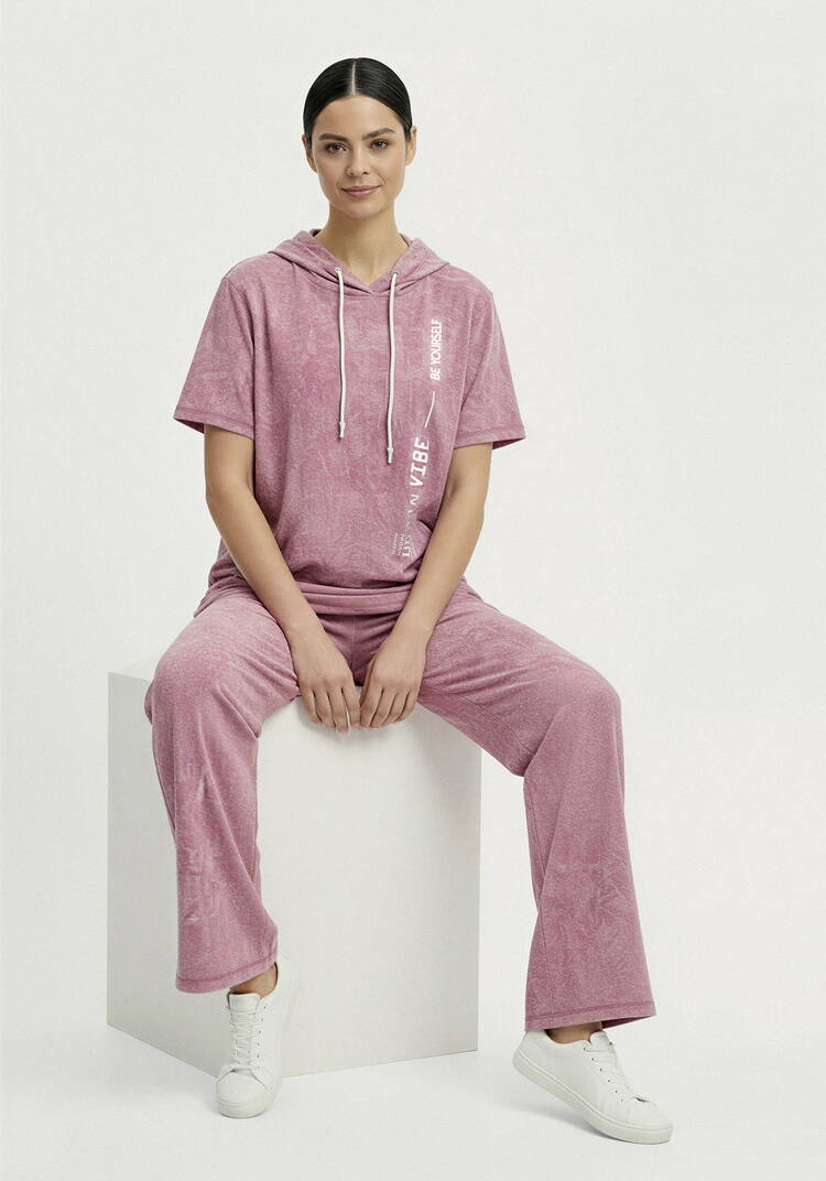 Костюм брючный из трикотажной ткани шир.  750, рис. 2